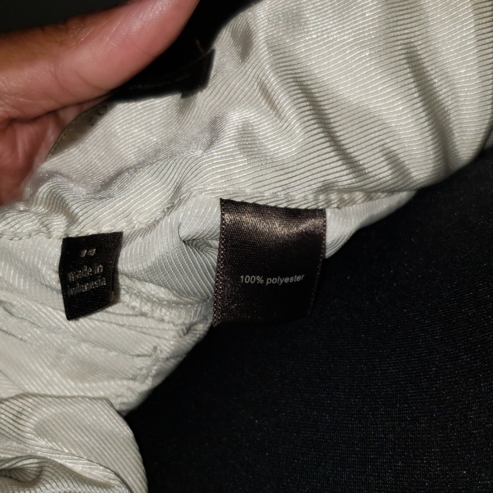 Shorts - Picture 5 of 6